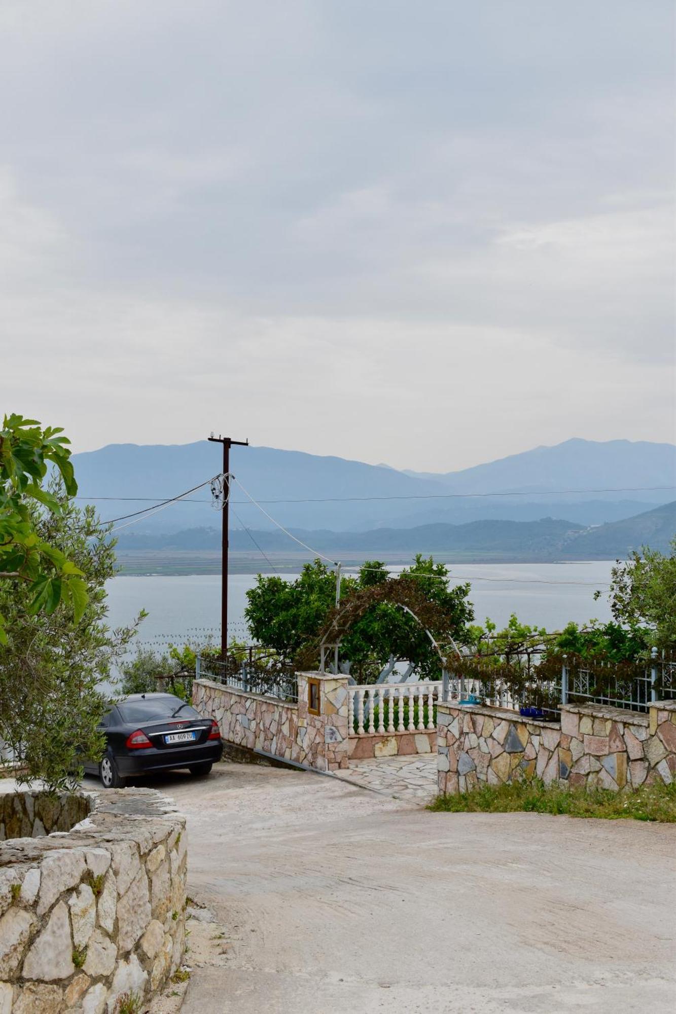 Ksamil Sea&Lake View Escape Ngoại thất bức ảnh