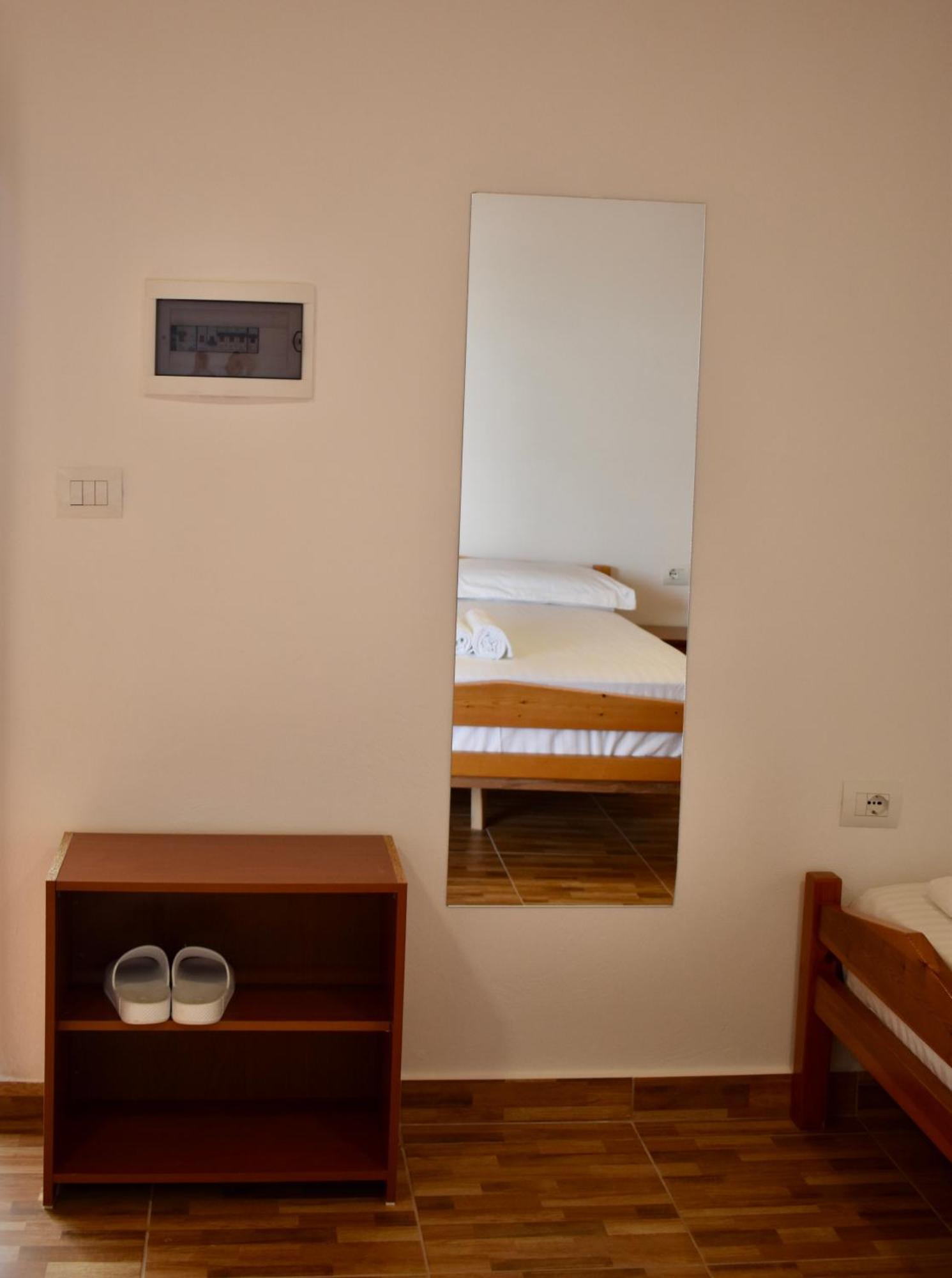 Ksamil Sea&Lake View Escape Ngoại thất bức ảnh