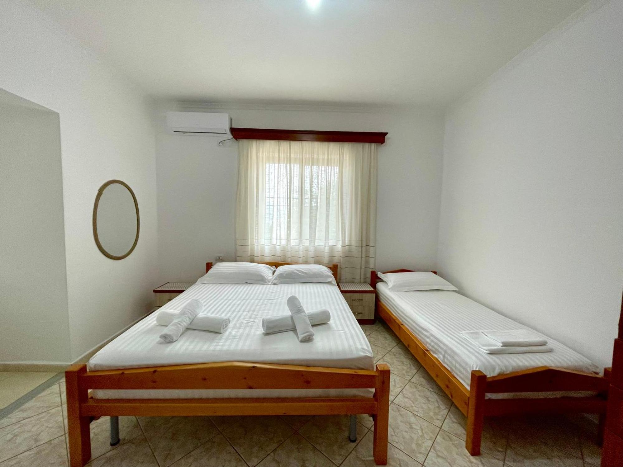 Ksamil Sea&Lake View Escape Ngoại thất bức ảnh