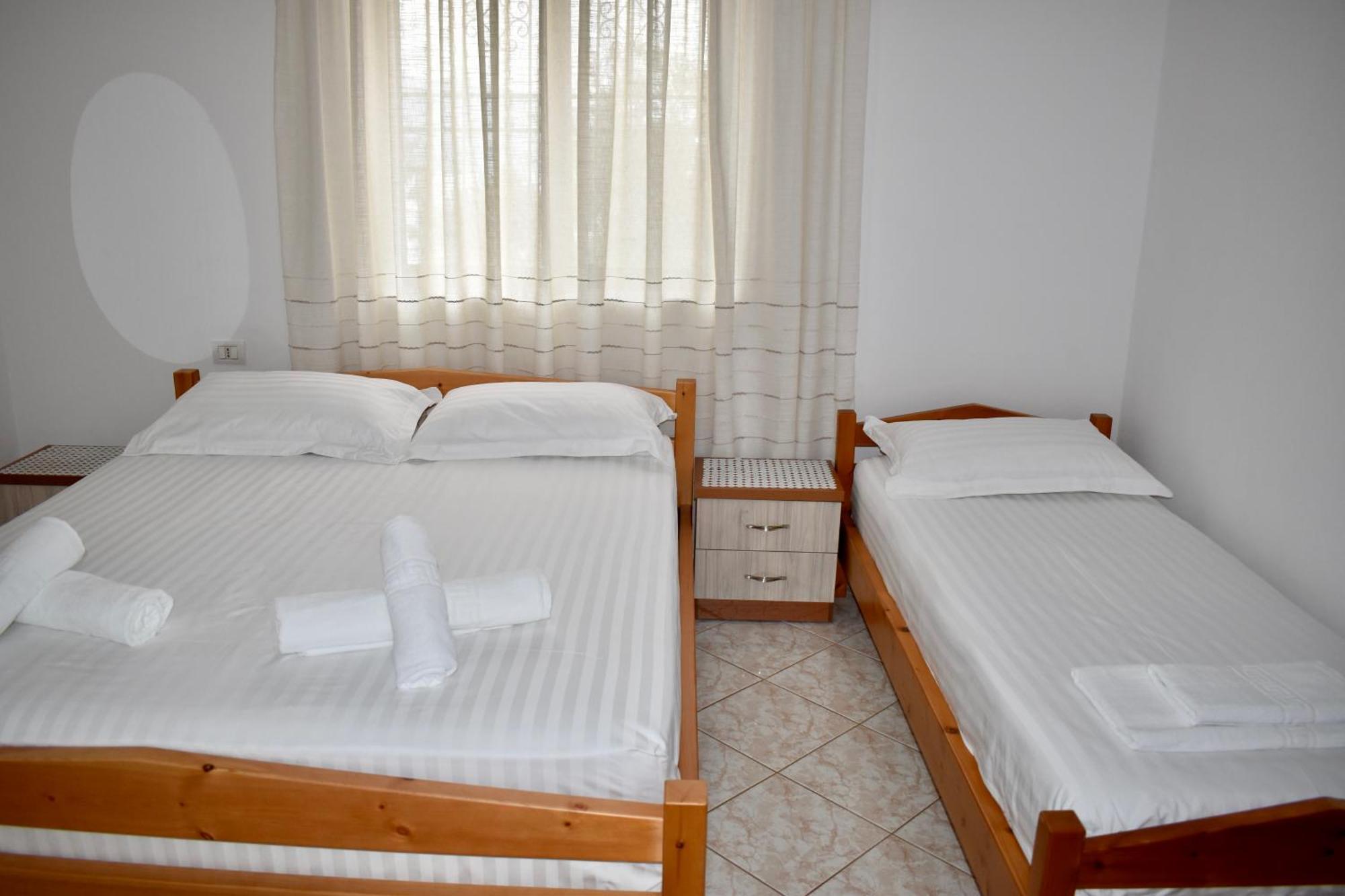 Ksamil Sea&Lake View Escape Ngoại thất bức ảnh
