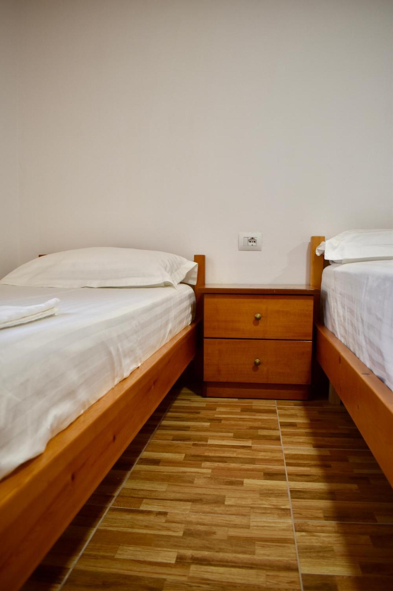 Ksamil Sea&Lake View Escape Ngoại thất bức ảnh