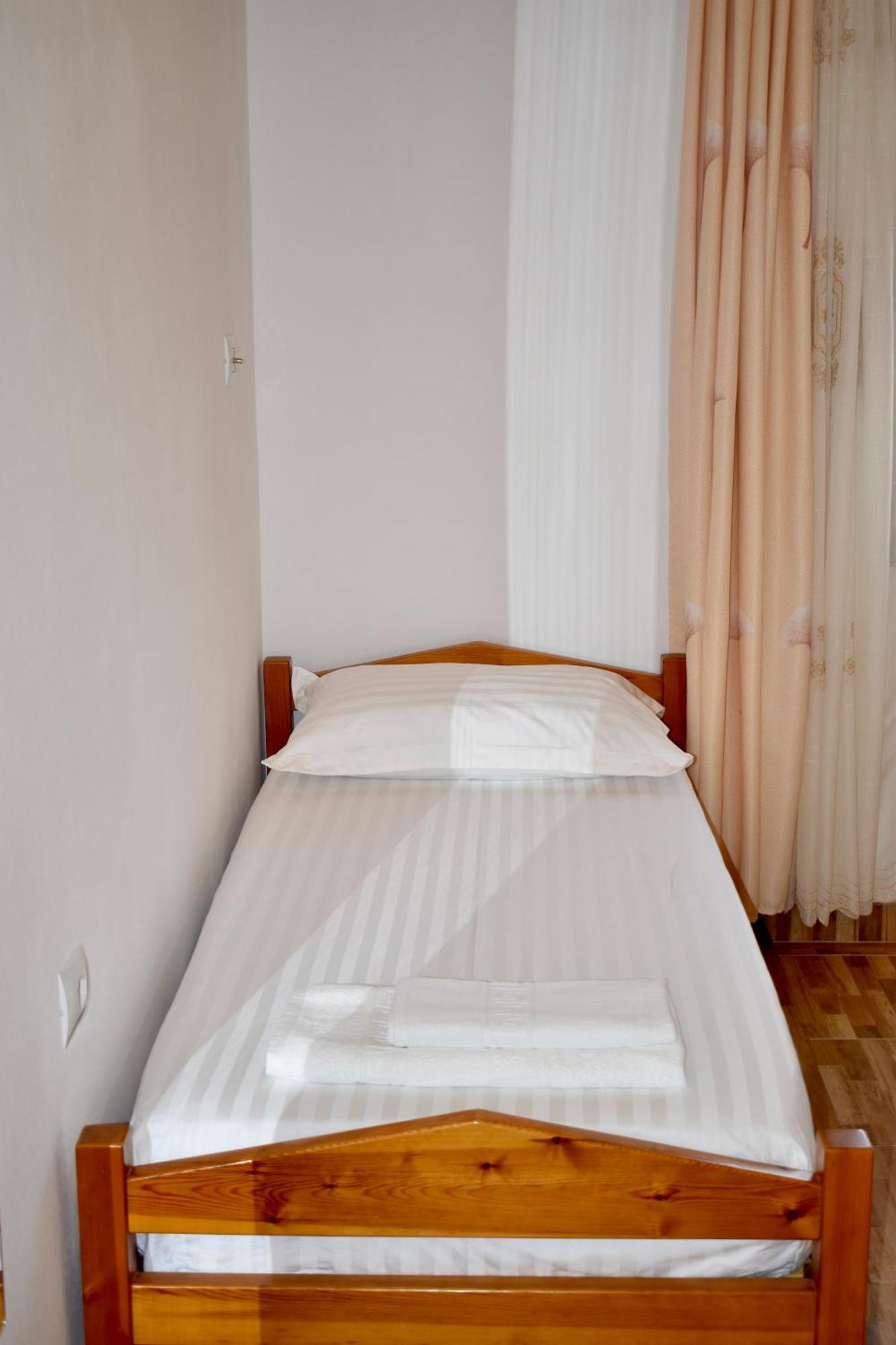 Ksamil Sea&Lake View Escape Ngoại thất bức ảnh